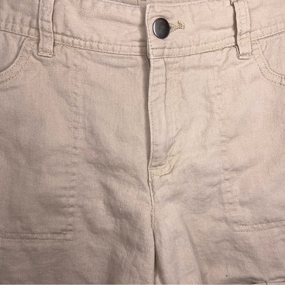 Size 10 Daisy Fuentes Beige Khaki Linen Blend Shorts Cuffed Lightweight Neutral - Picture 7 of 12